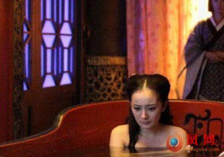 出水似芙蓉 女星诱惑裸浴戏大盘点