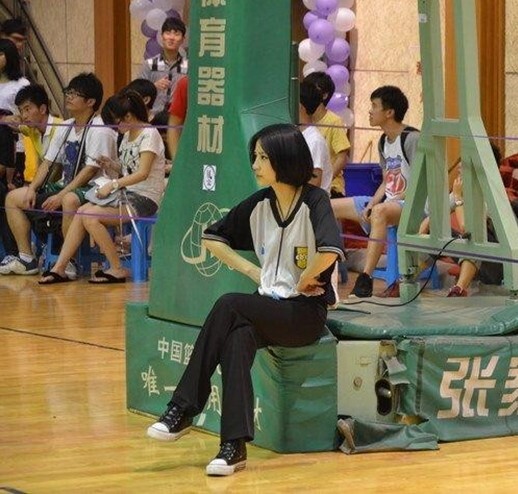 中国女神篮球裁判 朱洪谦 最美篮球裁判 浙大朱洪谦