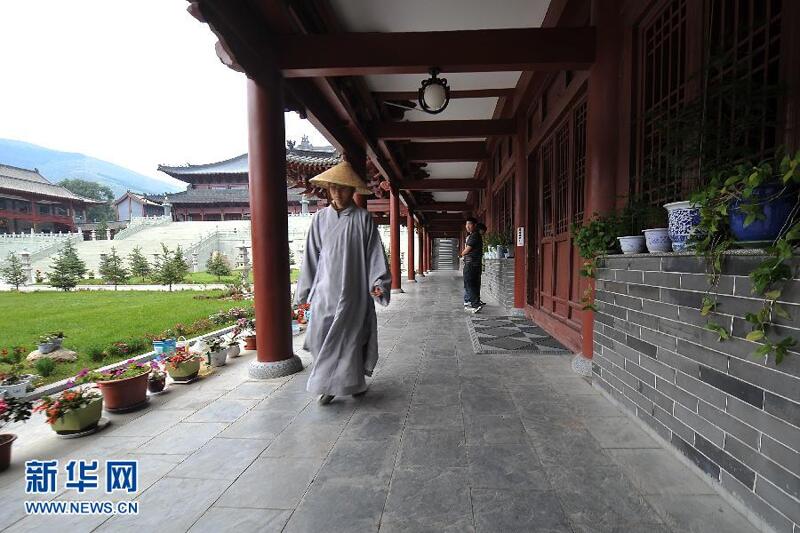 女子佛学院 五台山普寿寺尼众佛学院