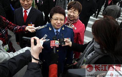 宋祖英被封喉 宋祖英两会被封喉 宋祖英