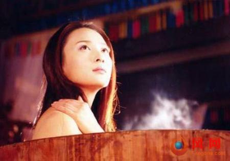 出水似芙蓉 女星诱惑裸浴戏大盘点