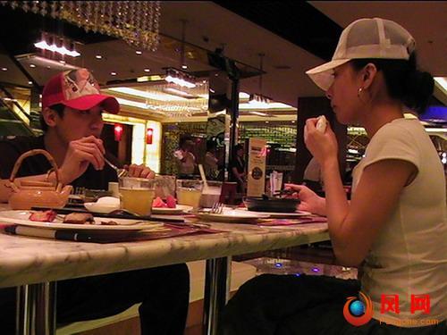 刘璇结婚 刘璇男友 王弢 恋爱史 王弢是谁