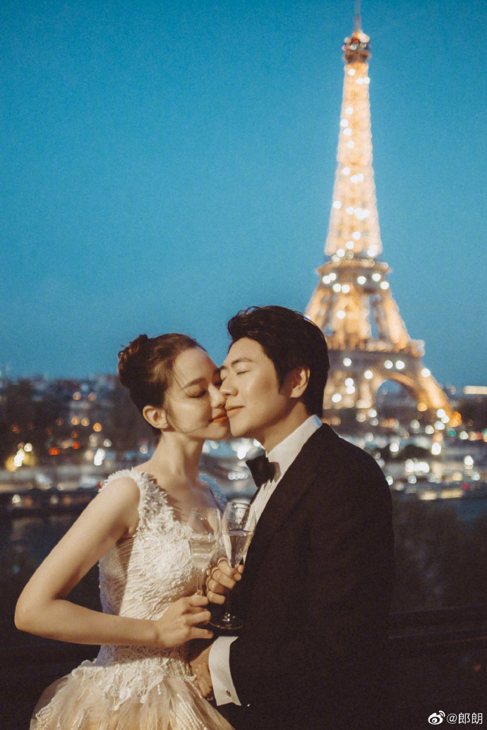 郎朗官宣婚讯