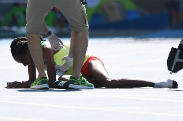 光着脚跑完3000米障碍赛全世界都为这个埃塞俄比亚长跑运动员姑娘点赞